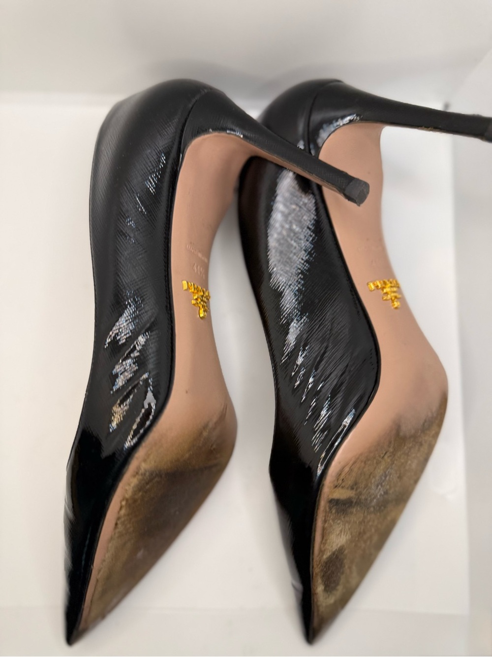 Prada Black Patent Textured Pointed-Toe Pumps Size: EU 41.5 Originally $1,100+! - Picture 12 of 12